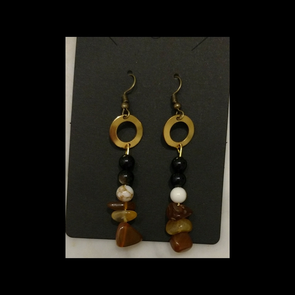 Pretty Earrings - Gold Hoop Red Agate